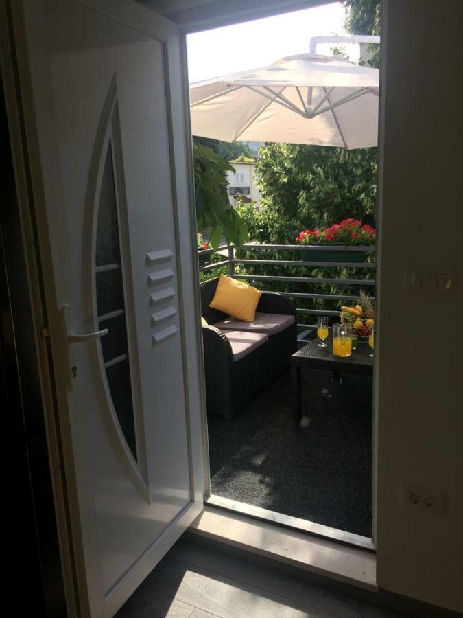 Sunflower Kastela Exterior photo